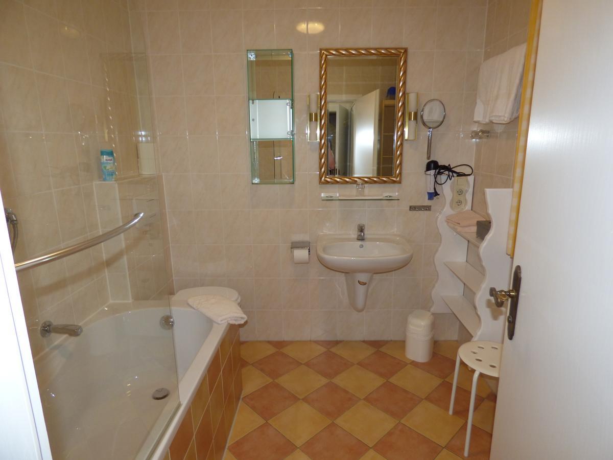 Hotel Engelhof 투트칭 외부 사진